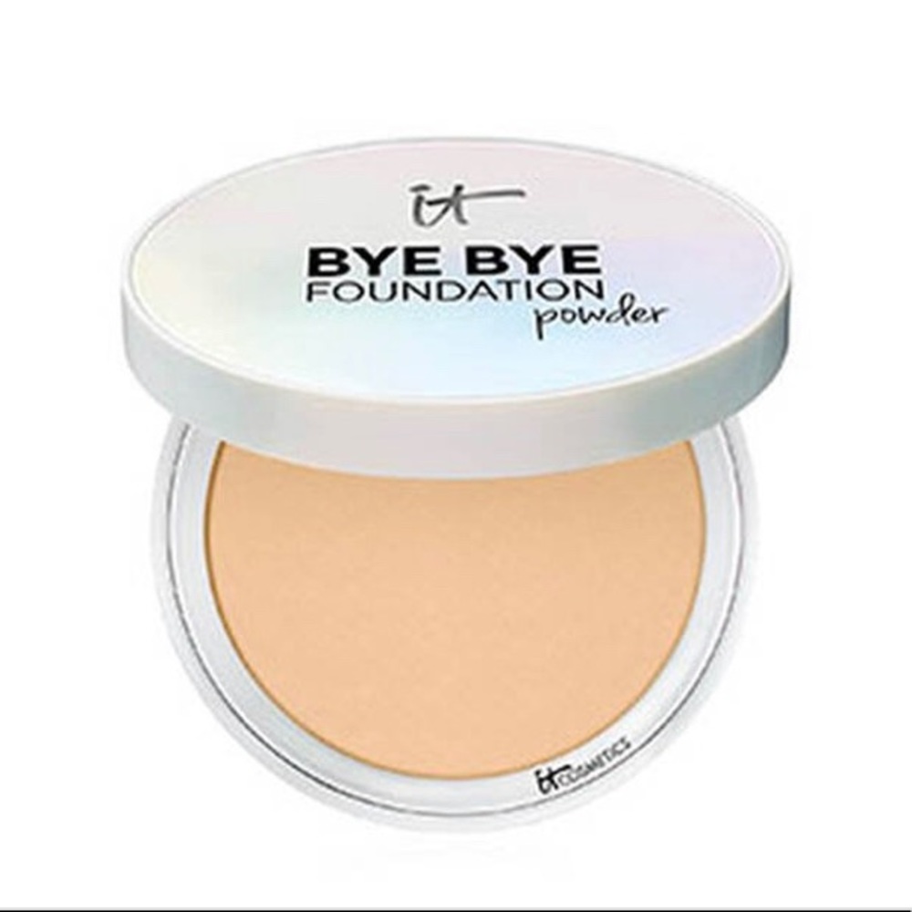 It Cosmetics! Bye Bye Foundation Powder Fair Light